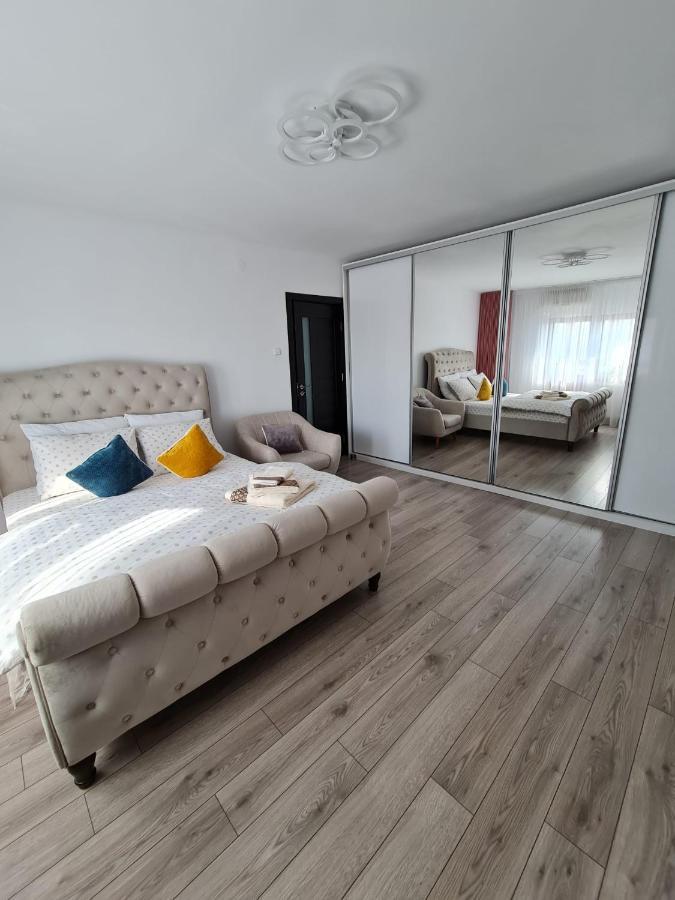 Stephanie Apartment Galaţi Εξωτερικό φωτογραφία